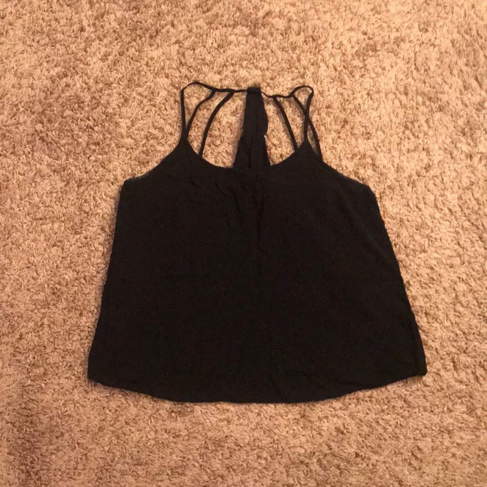 Strappy swing tank